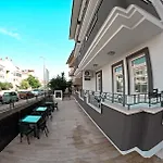 Apart Otel Ulaş 3*