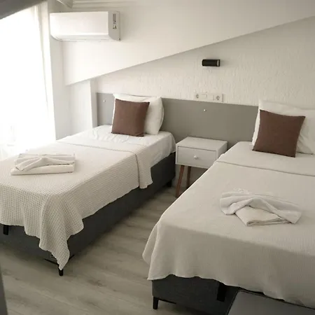 Ulaş Marmaris