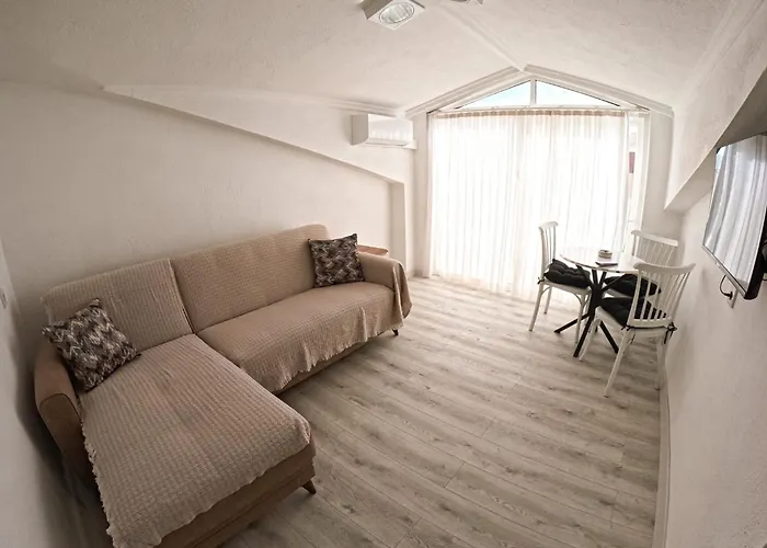 Ulas 公寓式酒店 马尔马里斯